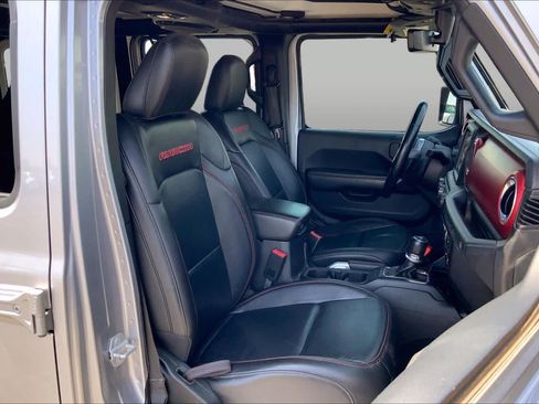 Used 2018 Jeep Wrangler Unlimited Rubicon AWD/4WD image 9