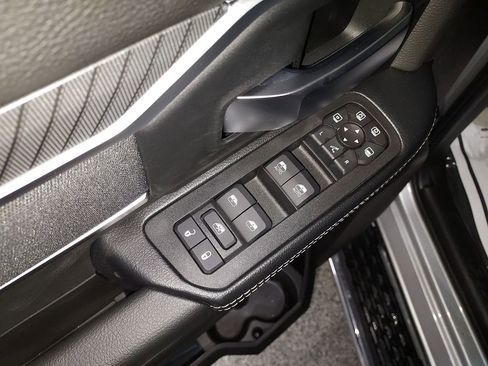 New 2026 RAM 2500 Big Horn AWD/4WD image 19