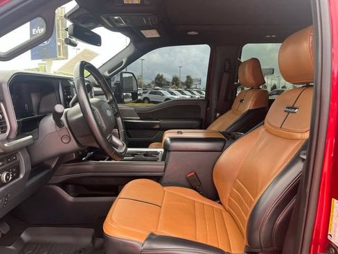 Used 2024 Ford F250 Platinum w/ Tremor Off-Road Package AWD/4WD image 5