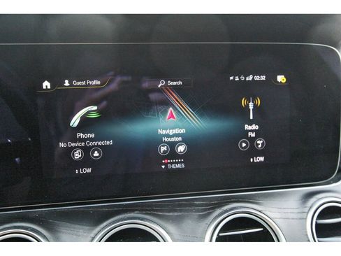 Used 2022 Mercedes-Benz E 350 Sedan image 11