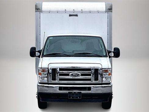 New 2024 Ford E-450 and Econoline 450 Super Duty w/ Power Windows & Locks Group image 12
