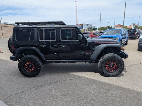 Used 2018 Jeep Wrangler Unlimited Rubicon AWD/4WD image 6