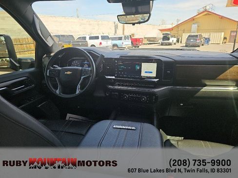 Used 2024 Chevrolet Silverado 3500 High Country w/ High Country Premium Package image 37