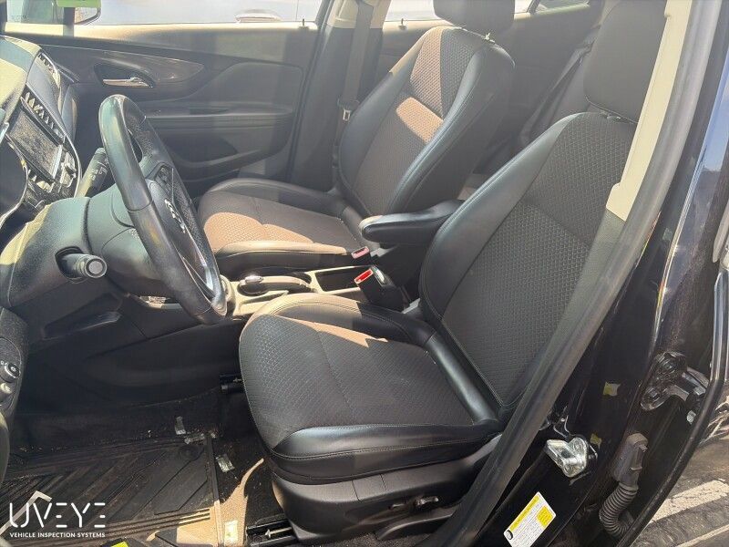Used 2022 Buick Encore Preferred w/ Safety Package AWD/4WD image 6