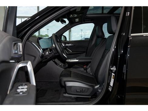 New 2025 BMW X1 xDrive28i w/ Premium Package image 60