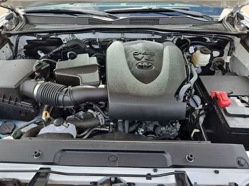 Certified 2023 Toyota Tacoma SR5 RWD image 12