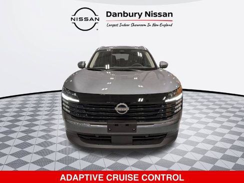 Certified 2025 Nissan Kicks SV w/ SV Premium Package AWD/4WD image 10