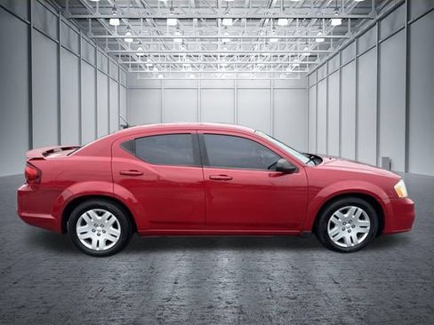 Used 2012 Dodge Avenger SE FWD image 6