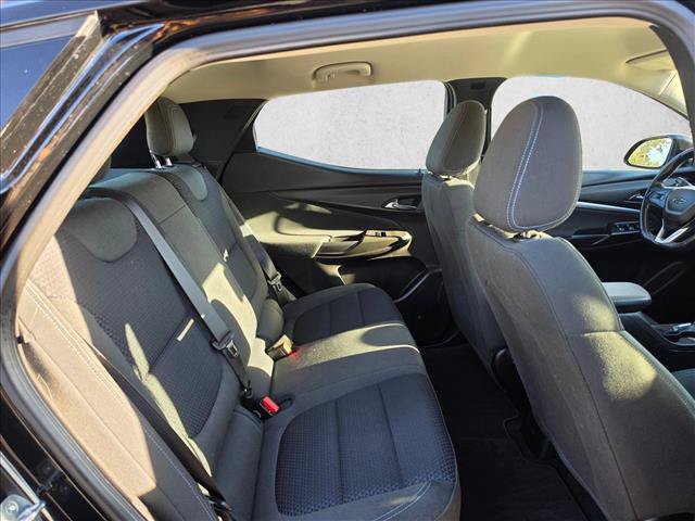 Used 2022 Chevrolet Bolt EUV LT w/ Comfort Package FWD image 13