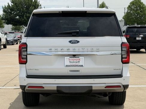 Used 2022 Ford Expedition Max Limited RWD image 5