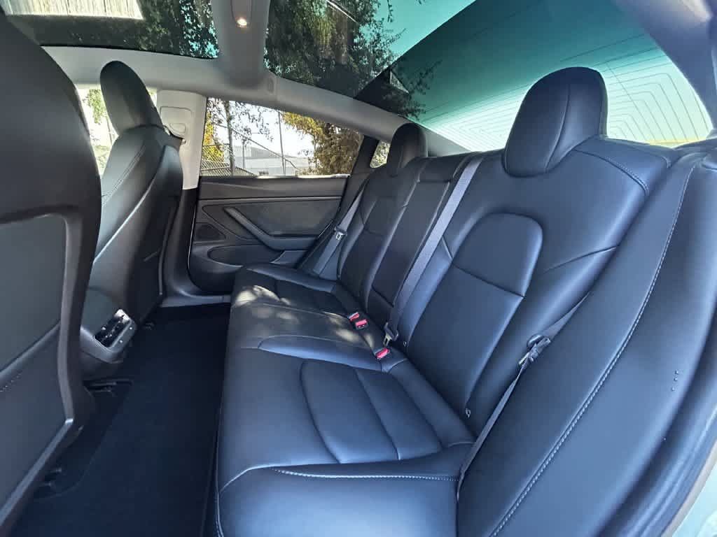 Used 2020 Tesla Model 3 Long Range AWD/4WD image 14
