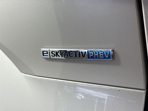 Used 2025 MAZDA CX-90 Plug-In Hybrid w/ Preferred AWD/4WD image 15