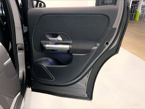 New 2026 Mercedes-Benz GLA 250 image 12