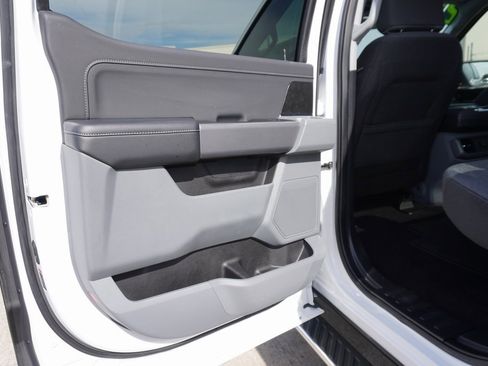 Certified 2022 Ford F150 XLT w/ Equipment Group 302A High image 20