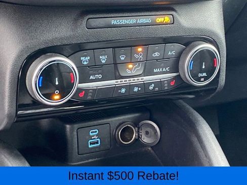 Used 2022 Ford Escape Titanium image 12