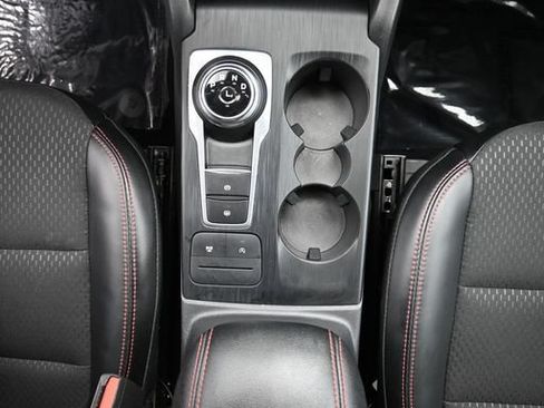 Used 2025 Ford Escape ST-Line AWD/4WD image 16