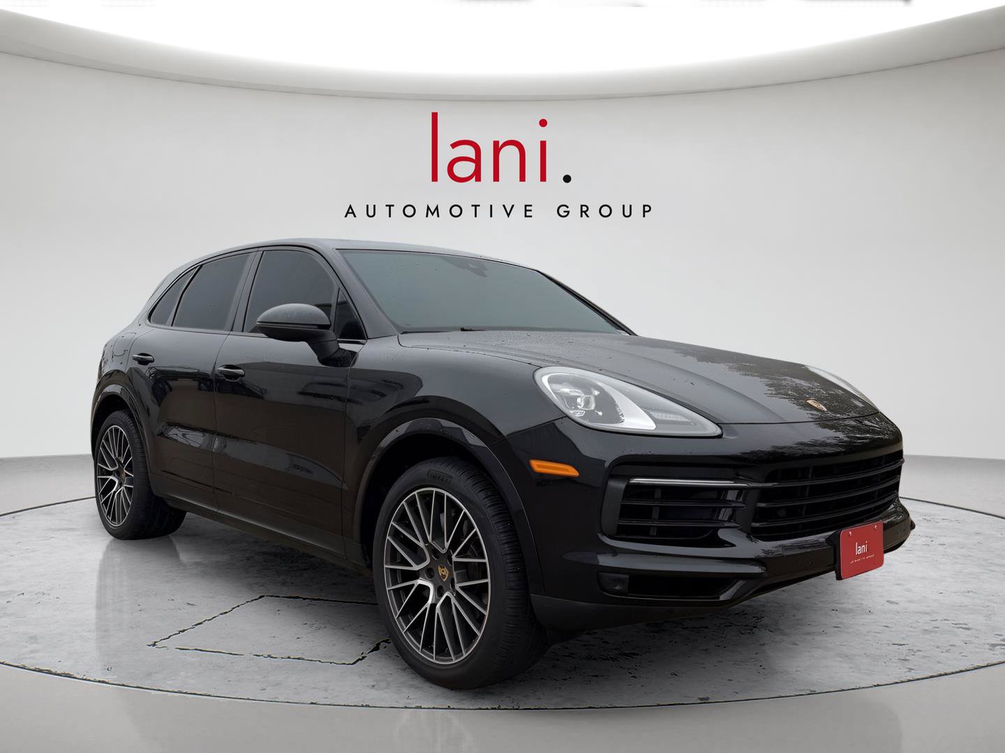 Used 2019 Porsche Cayenne AWD/4WD image 3