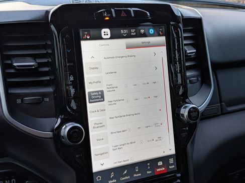 Used 2023 RAM 1500 Big Horn image 22