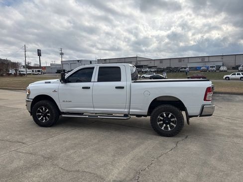 Used 2022 RAM 2500 Tradesman w/ Chrome Appearance Group image 10