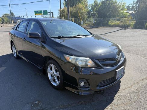Used 2011 Toyota Corolla S FWD image 7