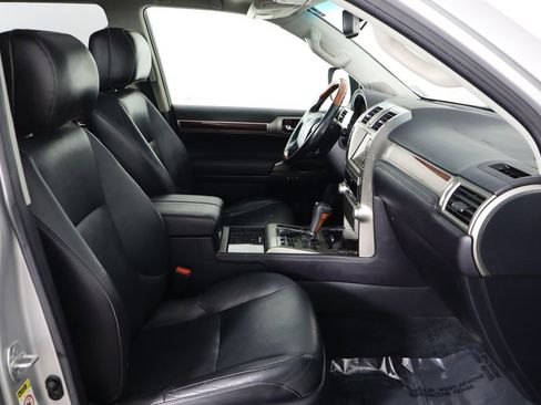 Used 2010 Lexus GX 460 AWD/4WD image 18