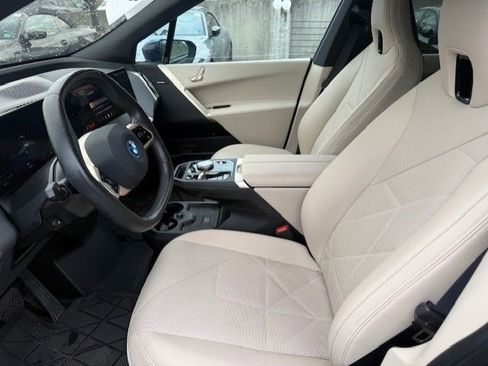 Used 2024 BMW iX xDrive50 w/ Sport Package image 3
