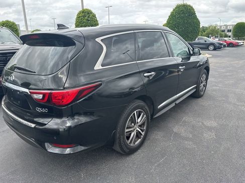 Used 2019 INFINITI QX60 Luxe w/ Essential Package image 4