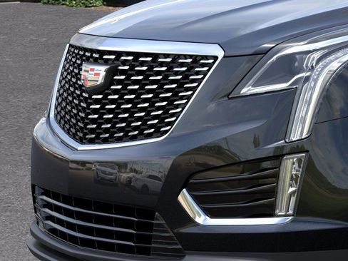 New 2025 Cadillac XT5 Luxury image 13
