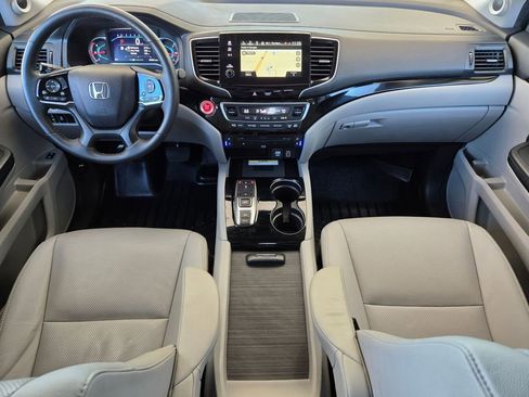 Used 2022 Honda Pilot Elite image 16