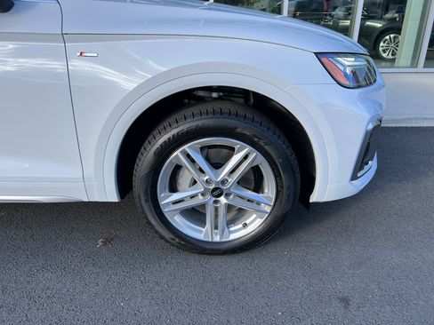 Used 2023 Audi Q5 e Premium Plus image 25