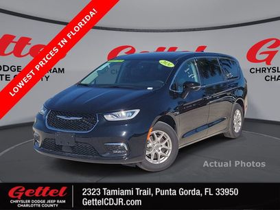 Used 2024 Chrysler Pacifica Touring-L