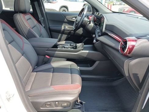 Certified 2026 Chevrolet Equinox RS w/ Convenience Package III AWD/4WD image 28