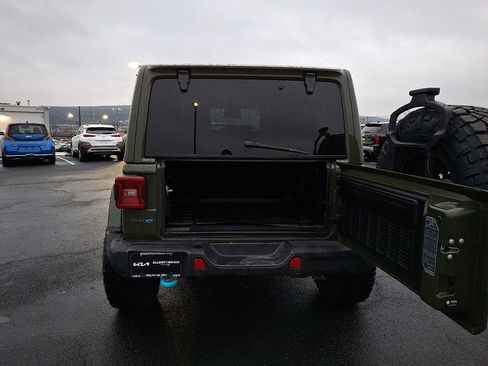 Used 2022 Jeep Wrangler Unlimited Rubicon 4xe w/ Dual Top Group image 26