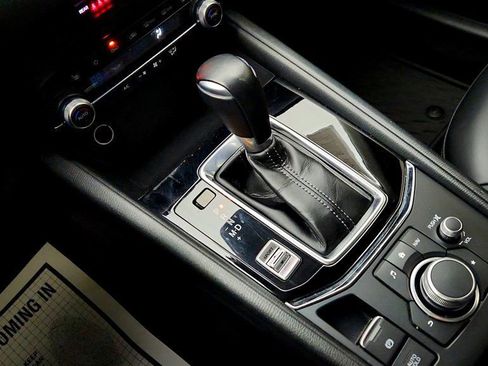 Used 2020 MAZDA CX-5 Touring image 17