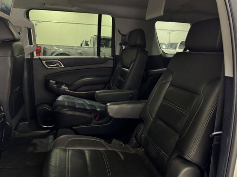 Used 2019 GMC Yukon XL Denali w/ Denali Ultimate Package image 28