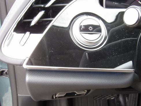 Certified 2024 Mercedes-Benz E 350 4MATIC Sedan image 35