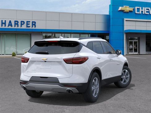 New 2026 Chevrolet Blazer LT w/ LPO, Floor Liner Package image 4