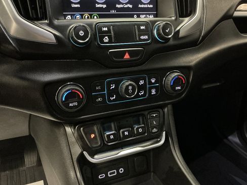 Used 2020 GMC Terrain SLE w/ Driver Convenience Package AWD/4WD image 16