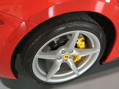 Used 2019 Ferrari 488 GTB RWD image 38