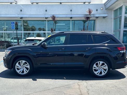Used 2023 Volkswagen Atlas SE w/ Panoramic Sunroof Package FWD image 7