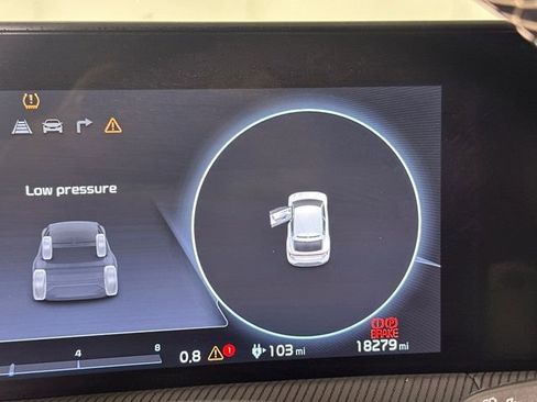 Used 2022 Kia EV6 GT-Line w/ GT-Line Suede Seat Package image 18