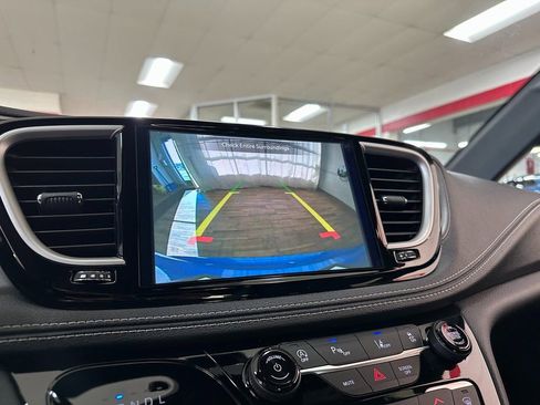 New 2026 Chrysler Pacifica Select w/ S Appearance Package FWD image 27