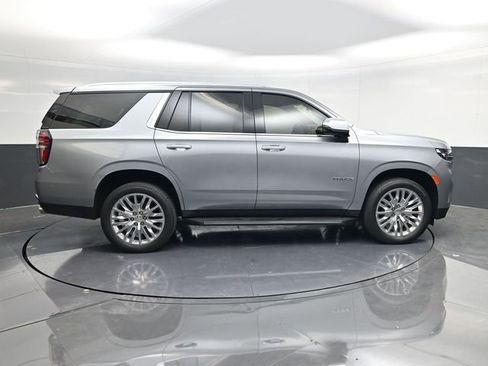 Used 2024 Chevrolet Tahoe Premier w/ Premium Package AWD/4WD image 2