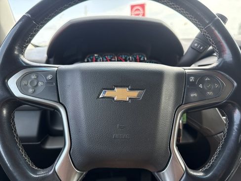 Used 2019 Chevrolet Suburban LT AWD/4WD image 23