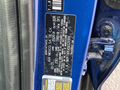 Used 2025 Kia K4 LXS image 24