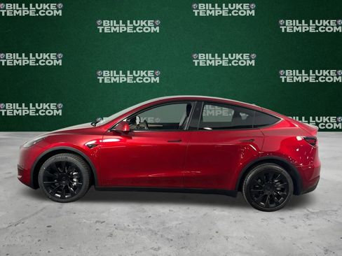 Used 2024 Tesla Model Y Long Range image 7