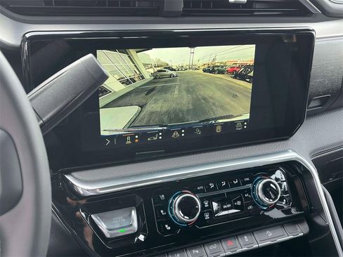 New 2026 GMC Sierra 2500 Denali w/ Denali Reserve Package image 28