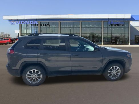 Used 2022 Jeep Cherokee Latitude Lux AWD/4WD image 5