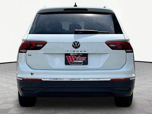 Used 2023 Volkswagen Tiguan SE FWD image 5