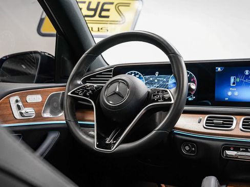 Used 2025 Mercedes-Benz GLE 450 4MATIC image 15